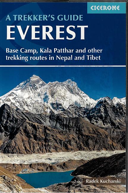 EVEREST A TREKKER'S GUIDE