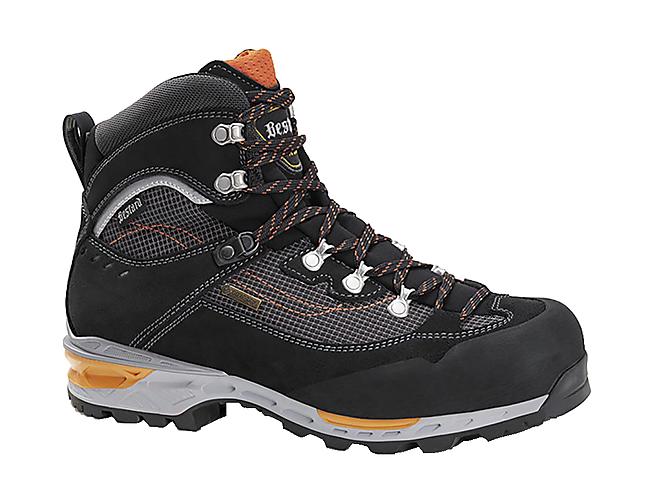 CHAUSSURES ALPINISME AT QUANTIC