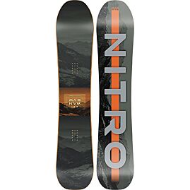 SNOWBOARD MAGNUM