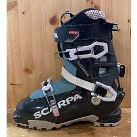 Scarpa Magic taille 24.5